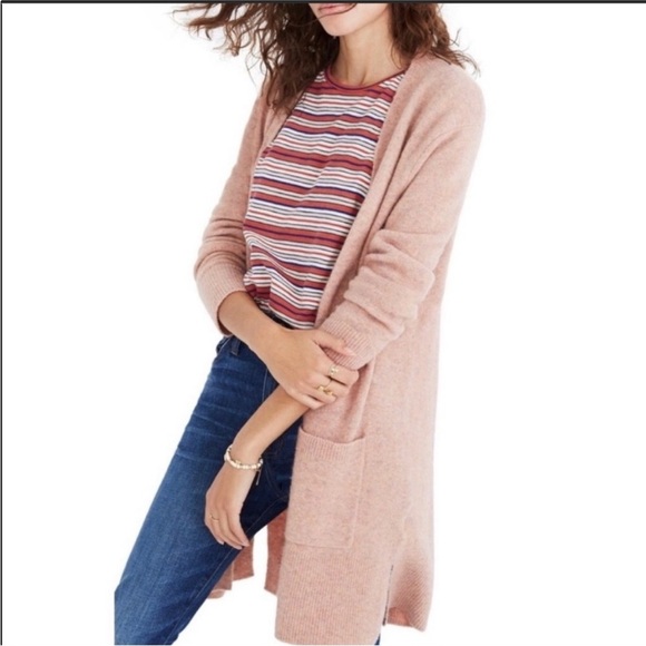 ๐3/$20๐ Madewell Cardigan - Picture 2 of 7